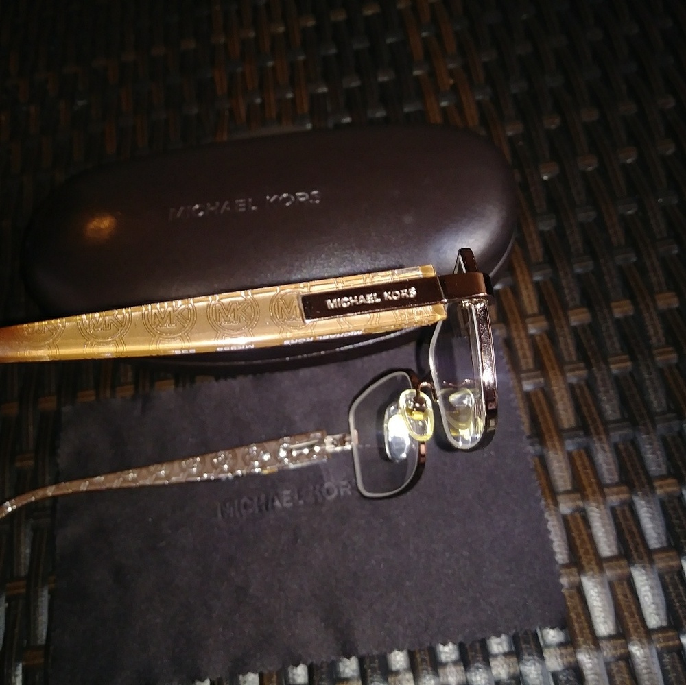 Michael Kors Eyewear View 3
